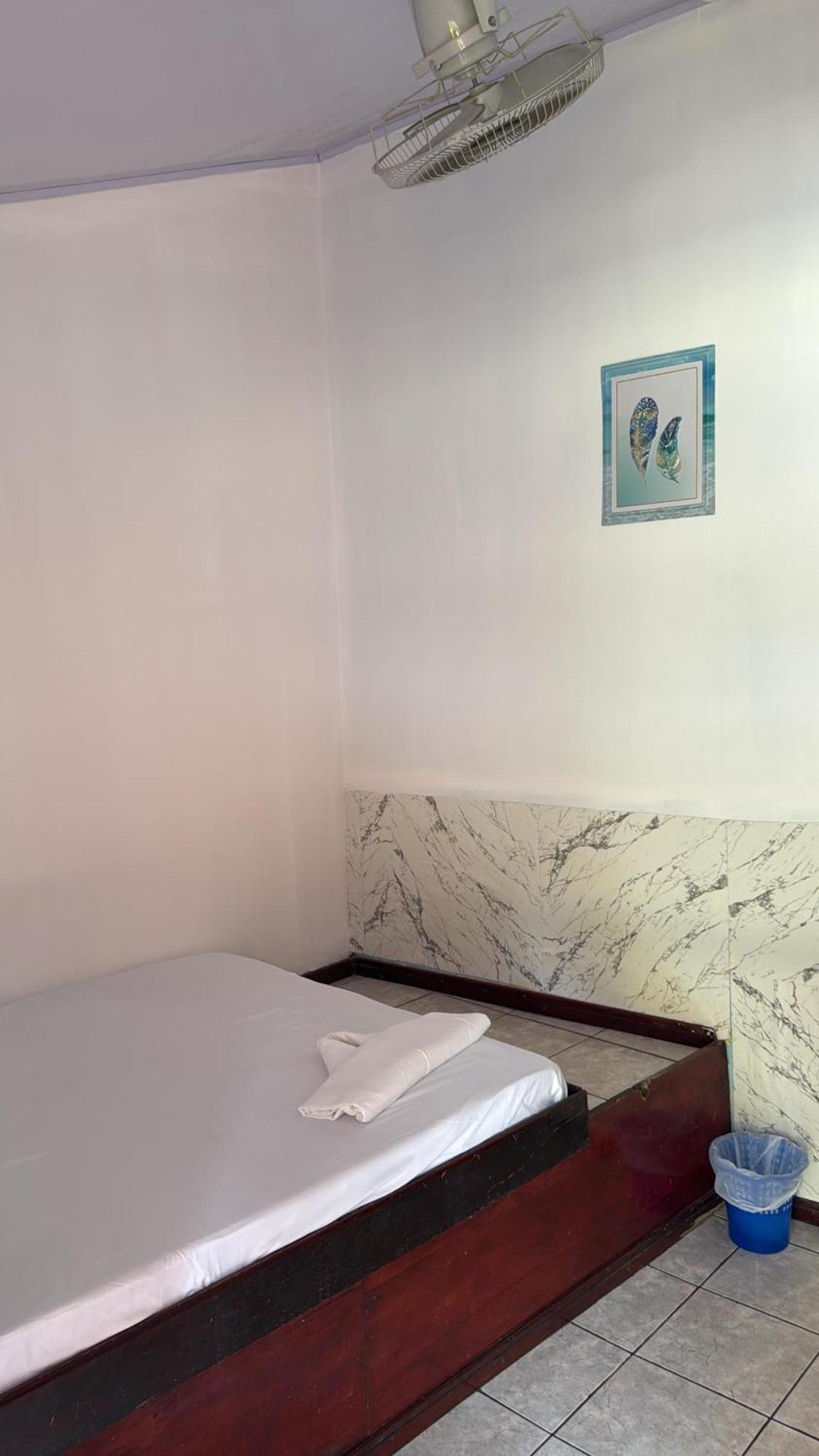 Costa Linda Art Hostel Manuel Antonio Zewnętrze zdjęcie